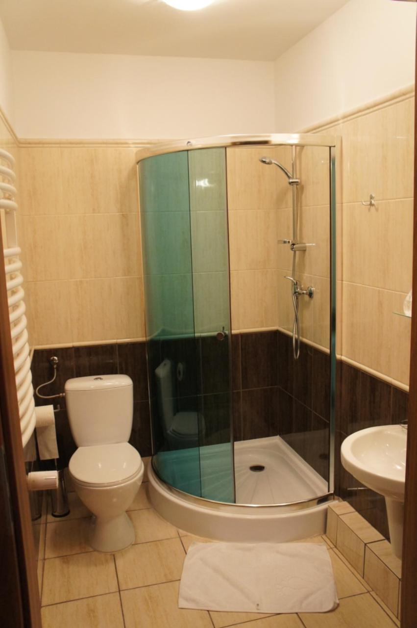 Dworska Elektrownia Hotel Kedzierzyn-Kozle Bagian luar foto